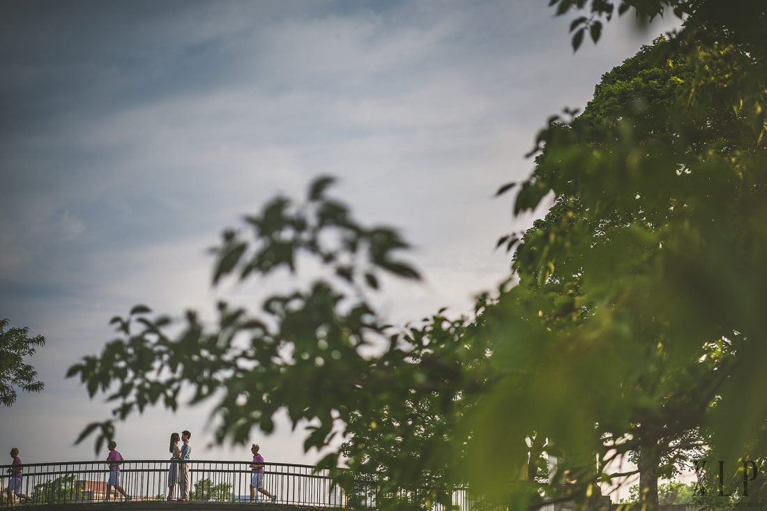 Sunrise Engagement Session in Boston Public Garden (7)