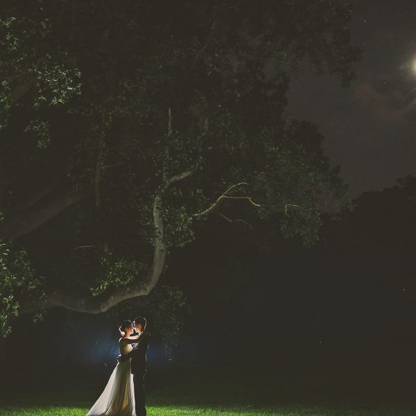 Creative-Boston-Wedding-Photos-At-Lyman-Estate (1)