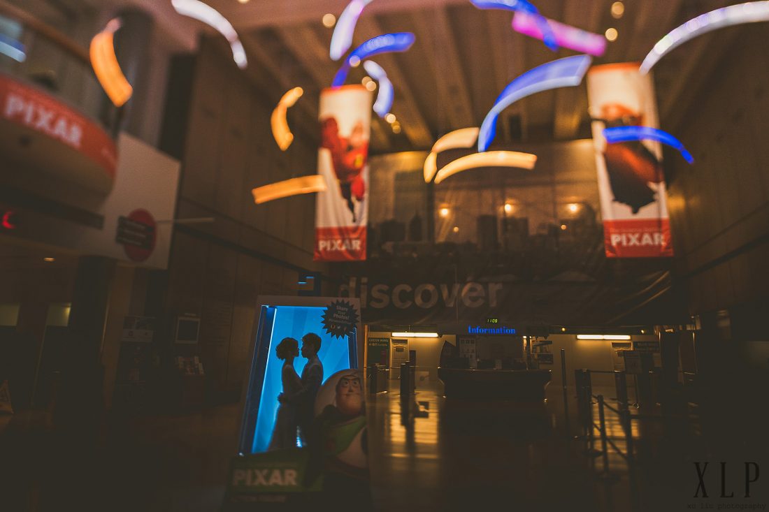 Beautiful Wedding Photography at Boston Museum of Science (3)