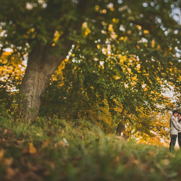 Engagement-Photos-at-Great-Esker-and-Worlds-End (4)
